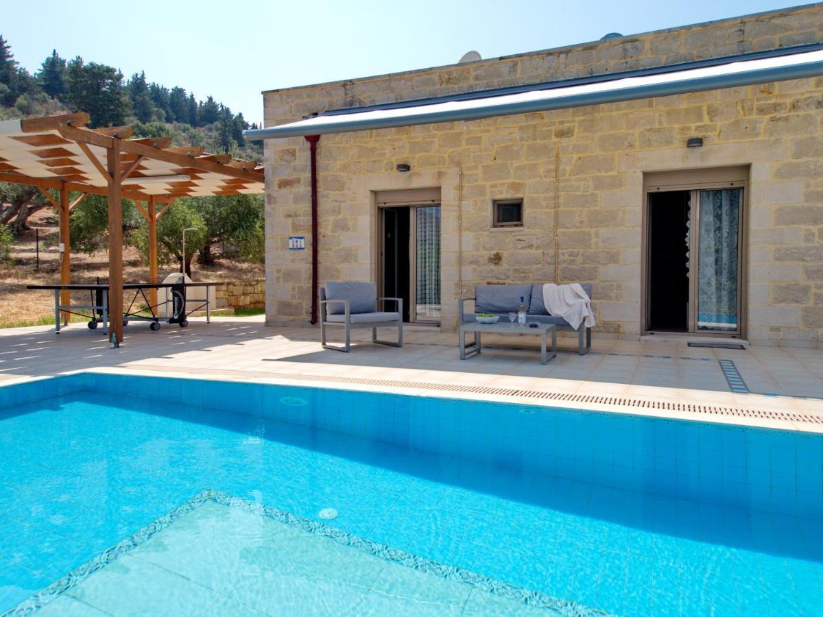 Villa Olivia With Pool Vrises Crete Alikampos Eksteriør billede